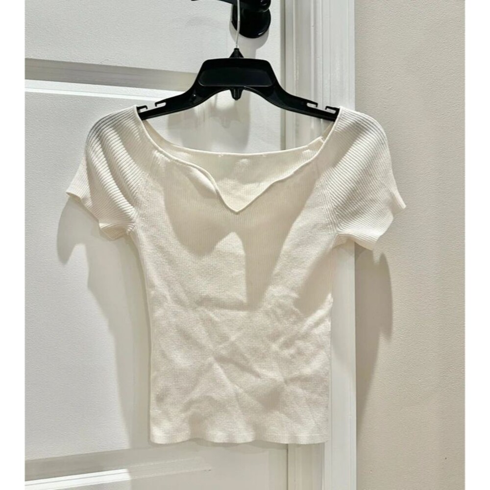 Ribbed Short Sleeve Top